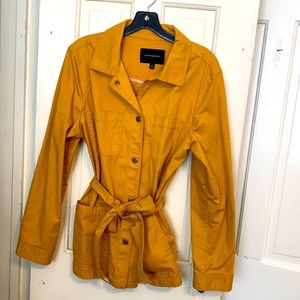 Women’s Banana Republic Yellow Spring Coat with Belt - Size L